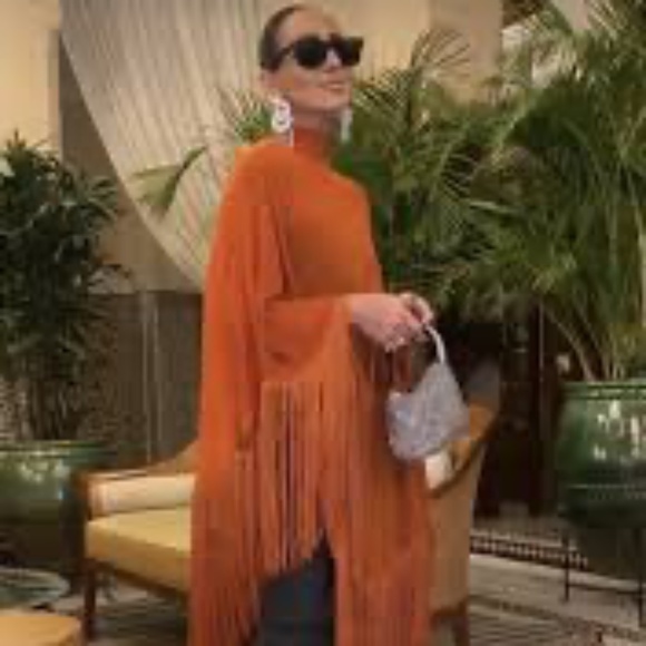 BLOGGERS FAV ZARA SHEER HIGH COLLAR FRINGE CAPE TOP - Picture 2 of 10